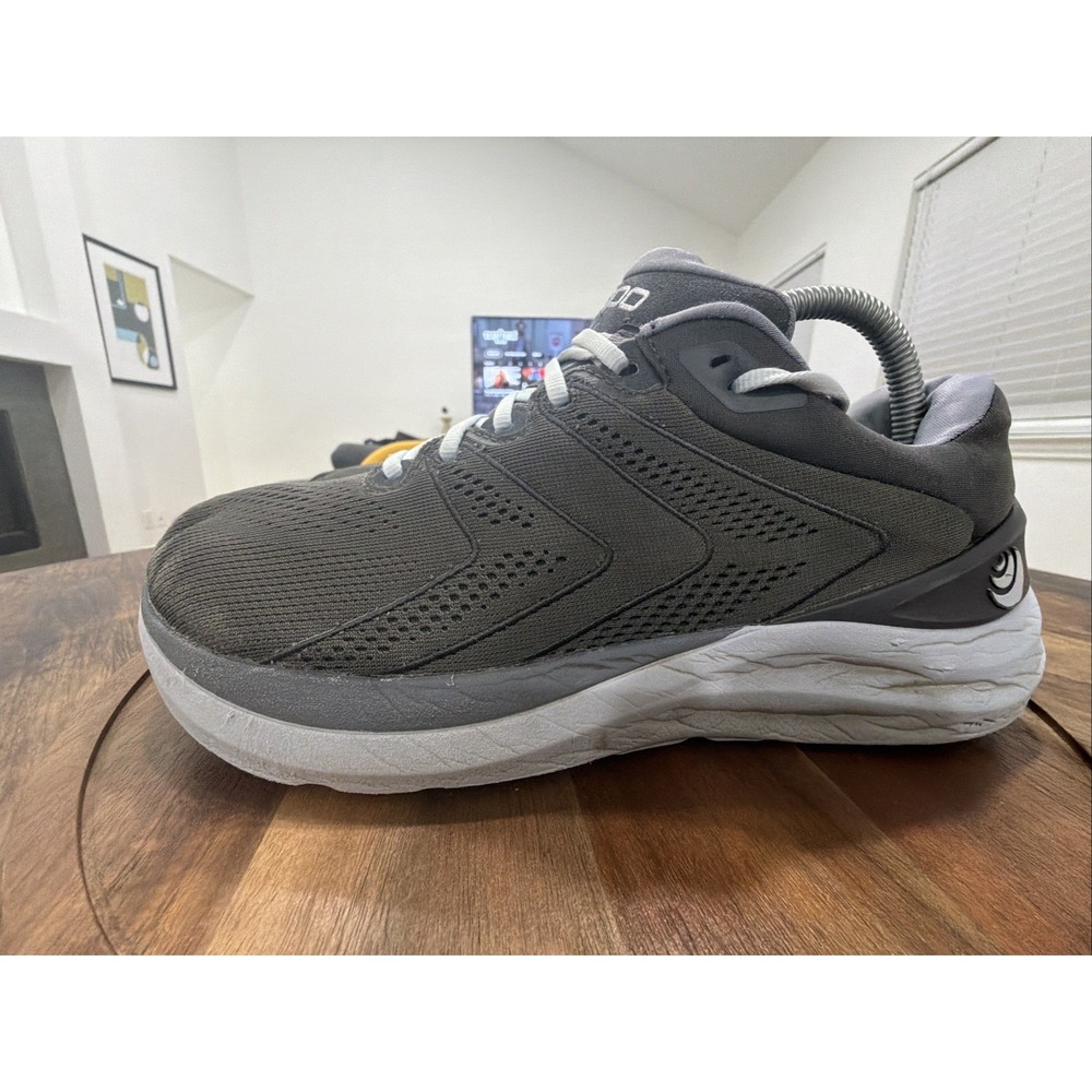 Topo Athletic Phantom 2 Grey Lilac Women's Size 9.5 Running Shoes